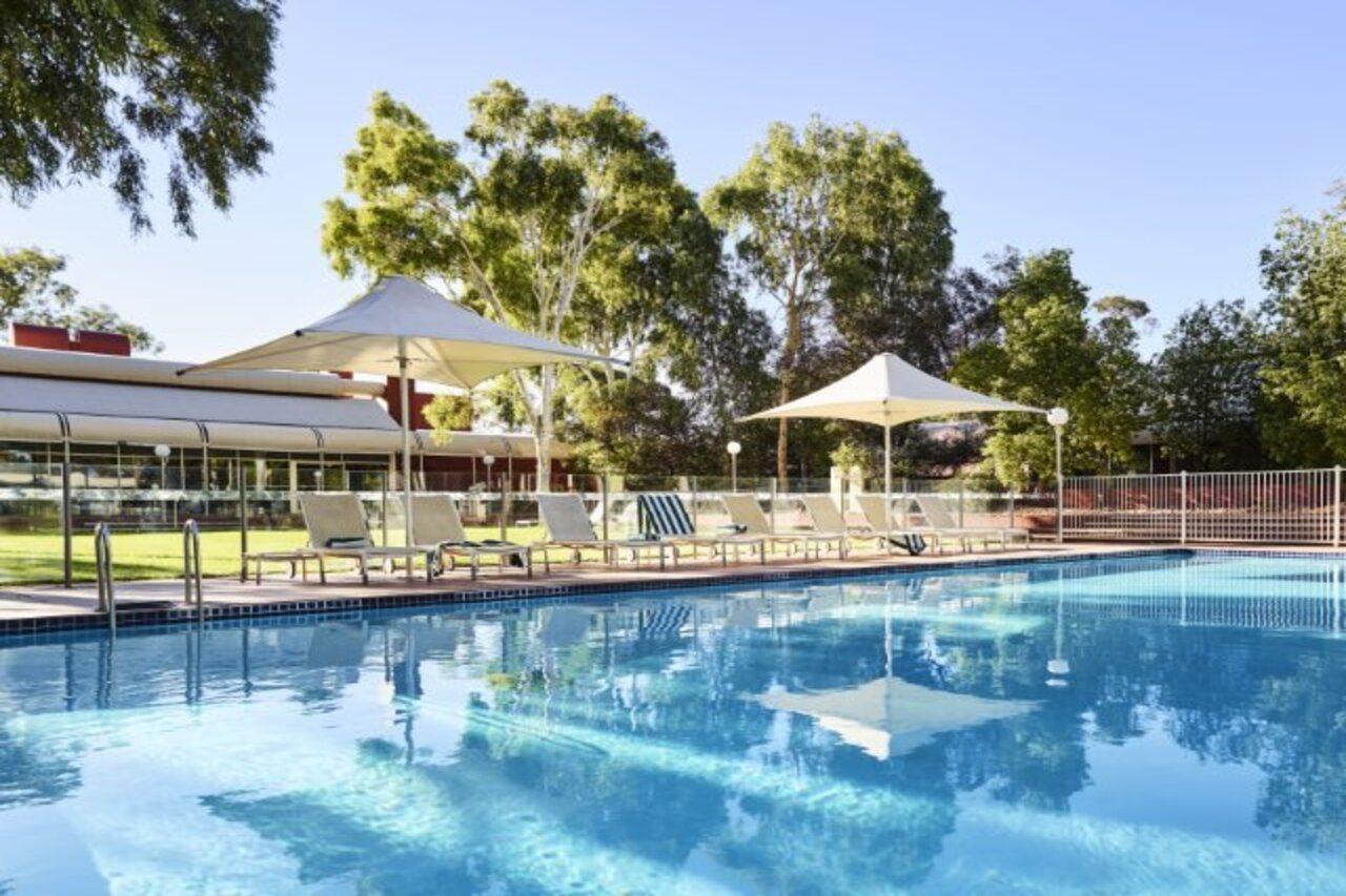Desert Gardens Hotel Ayers Rock Exterior photo
