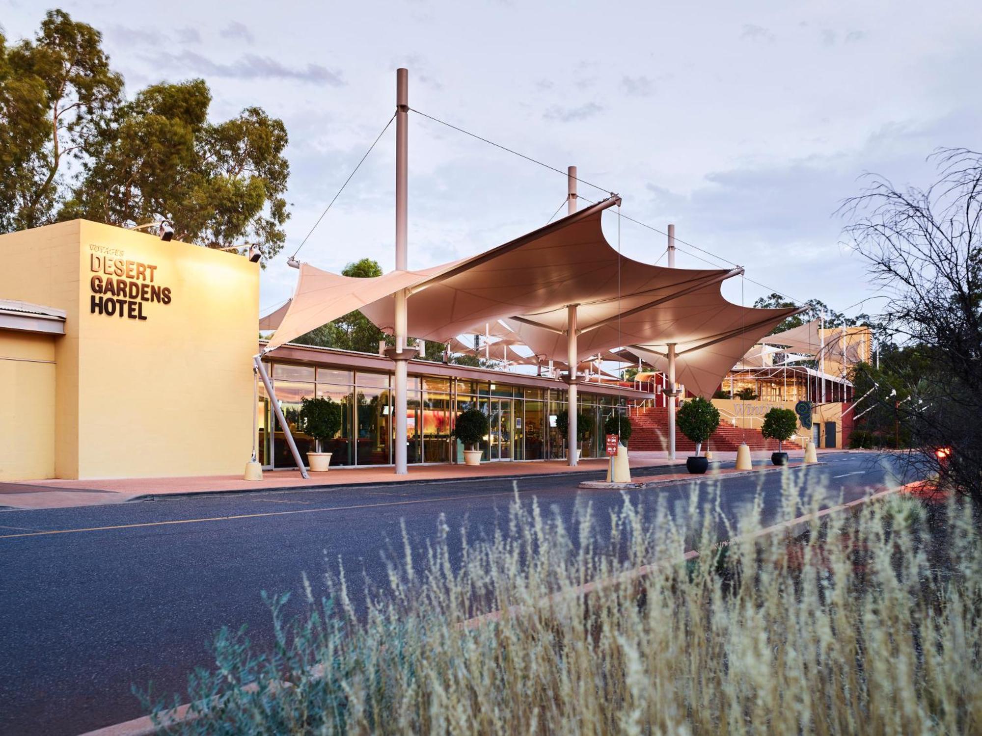 Desert Gardens Hotel Ayers Rock Exterior photo