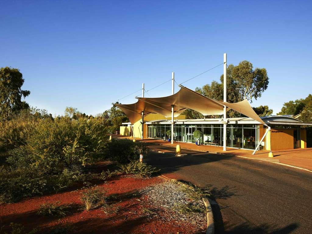 Desert Gardens Hotel Ayers Rock Exterior photo
