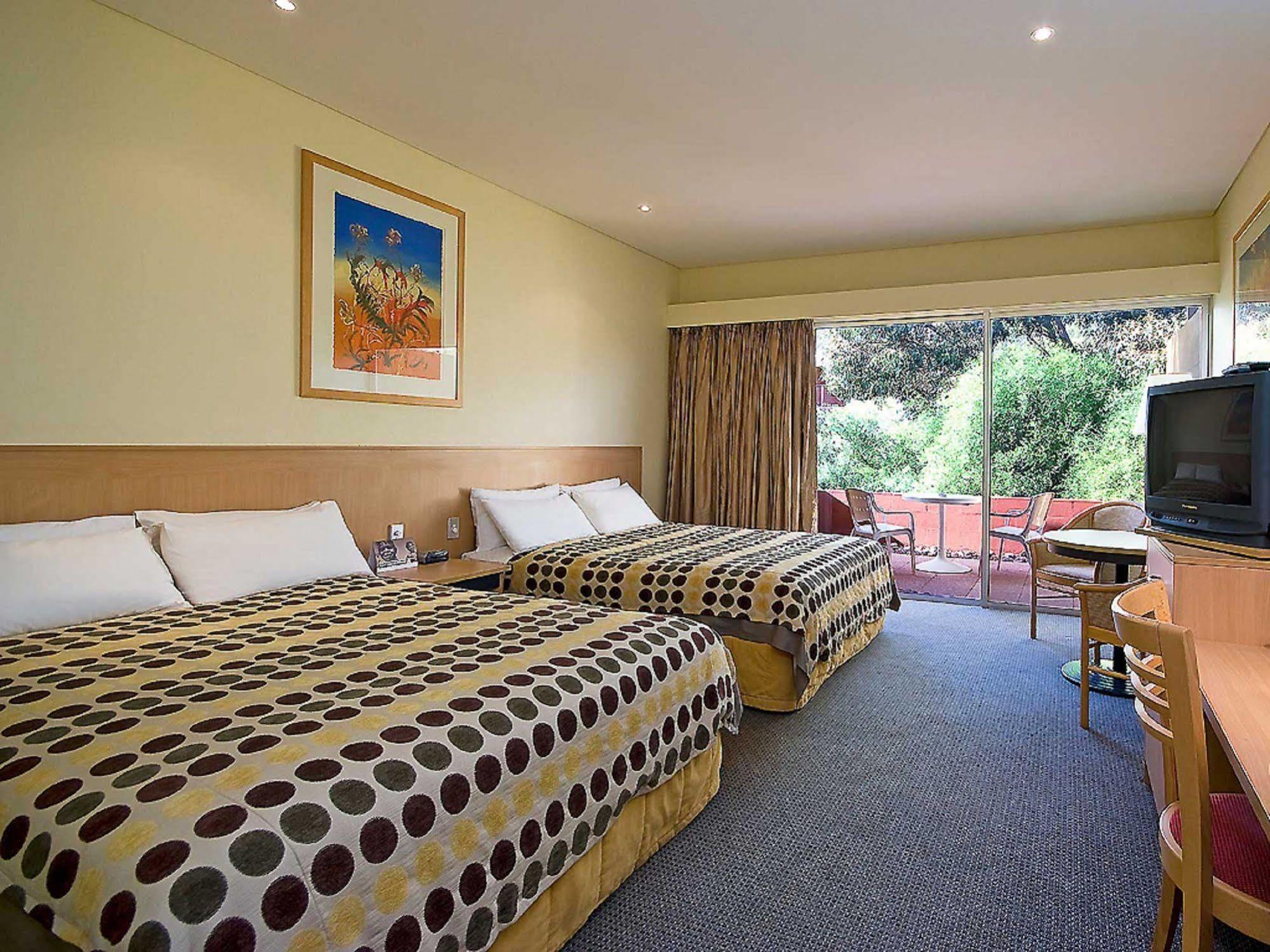 Desert Gardens Hotel Ayers Rock Exterior photo